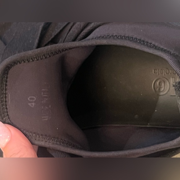 Authentic Maison Margirla platform bow tie sneaker - Picture 5 of 6